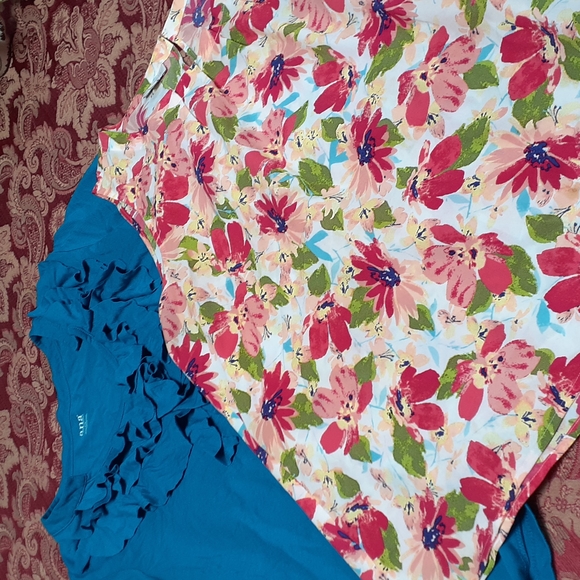 Tops Blouse (14 pieces) asst - Picture 4 of 8